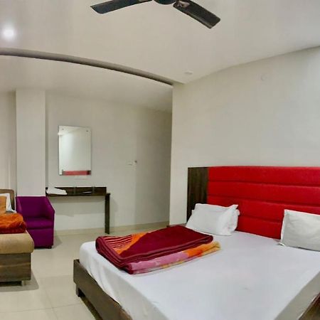 Hotel Sukhman Residency Amritsar Exterior foto