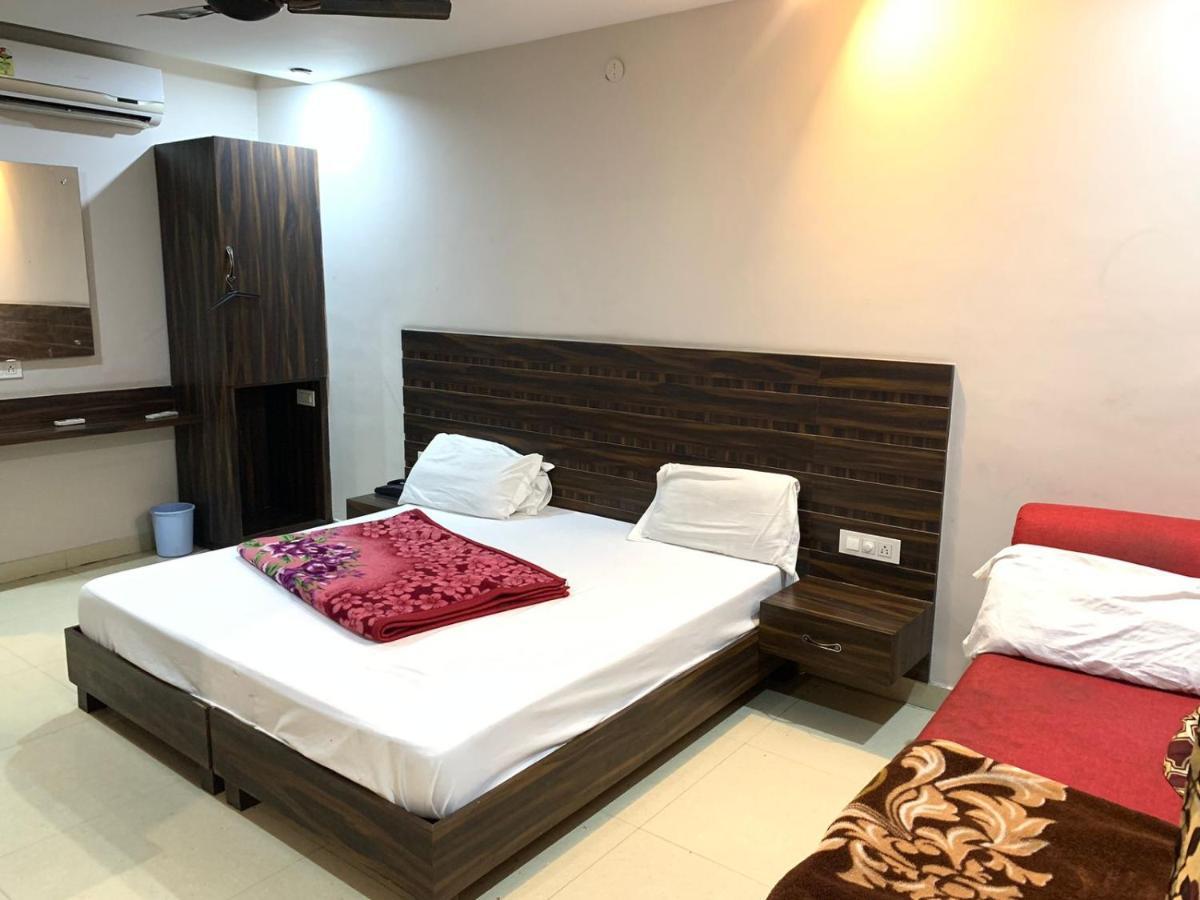 Hotel Sukhman Residency Amritsar Exterior foto
