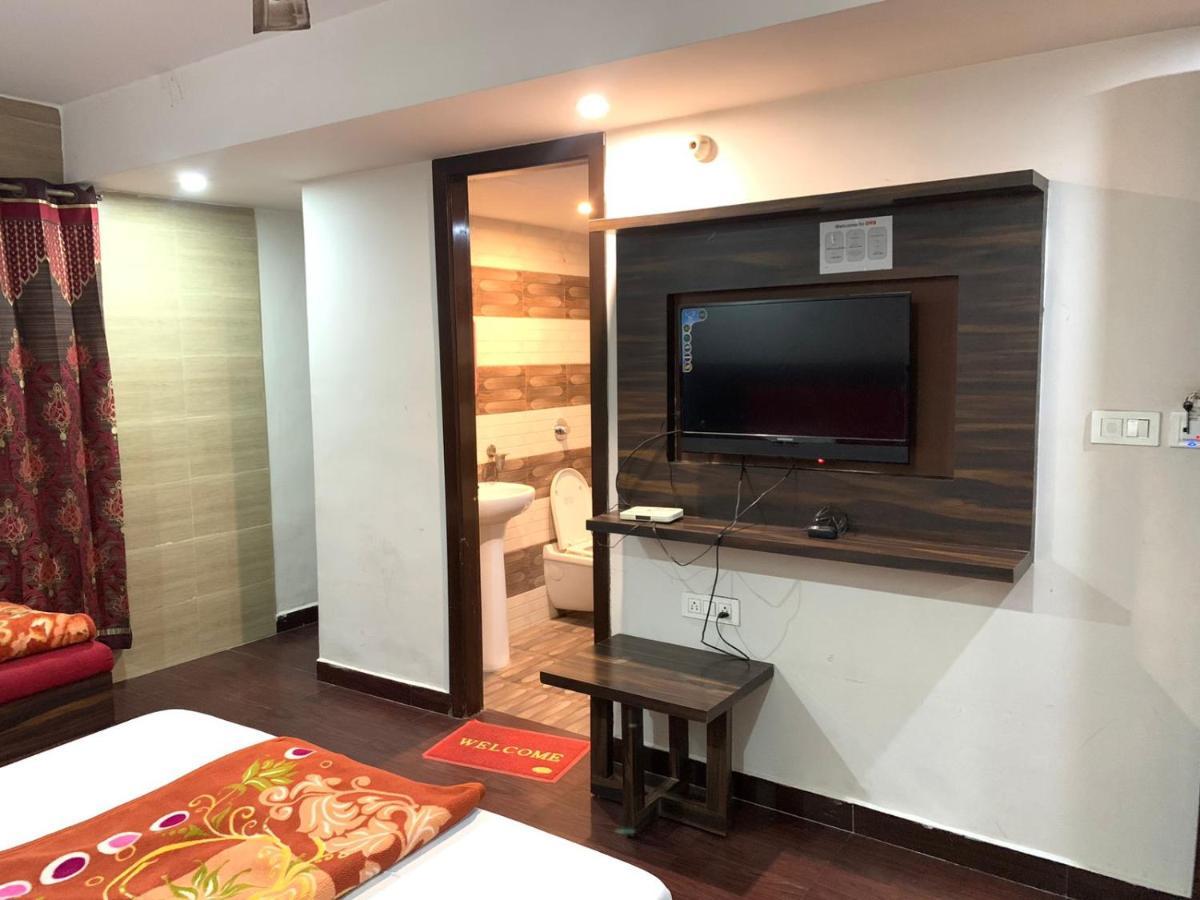 Hotel Sukhman Residency Amritsar Exterior foto