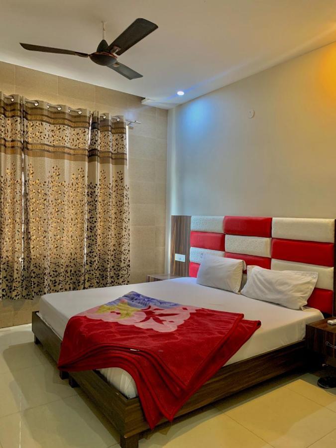 Hotel Sukhman Residency Amritsar Exterior foto