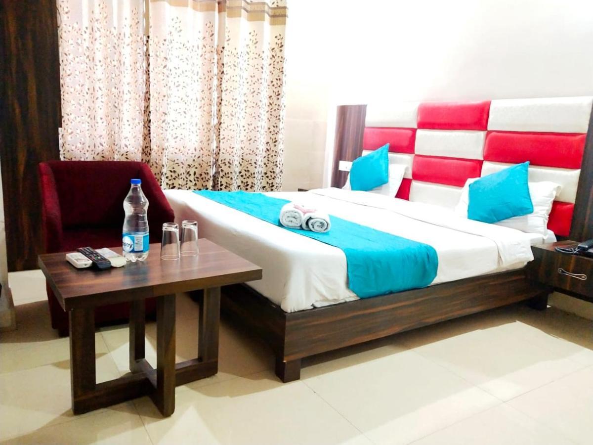 Hotel Sukhman Residency Amritsar Exterior foto